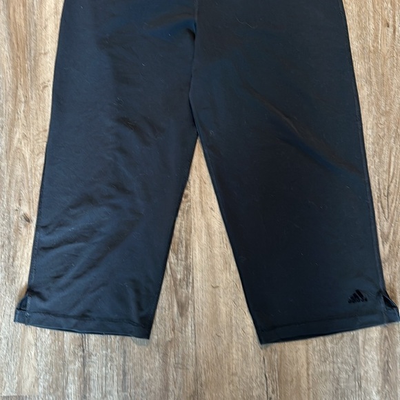 ADIDAS BERMUDA SHORTS SIZE(XL) - Picture 2 of 5